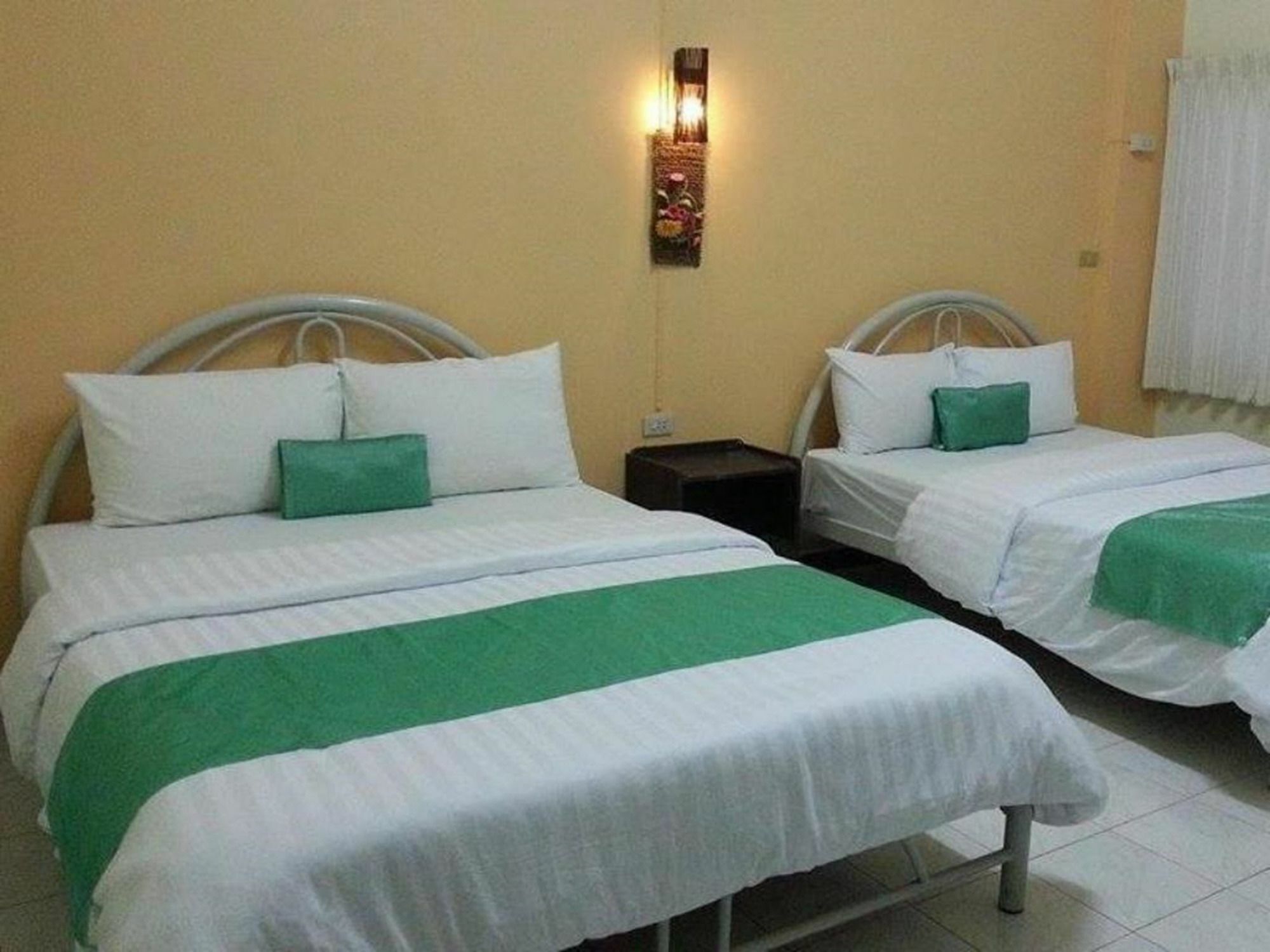 Hotel Lamphun Place Extérieur photo